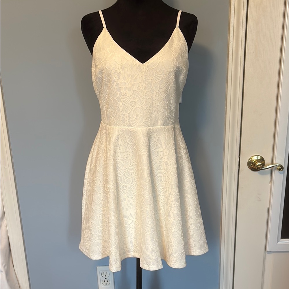 CLOSET CLEANOUT SALE! Elegant White Lace Dress
